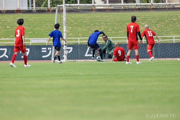 ジェイリースFCエキシビションマッチの様子