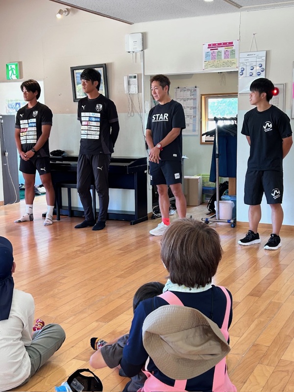 ジェイリースＦＣサッカー教室＆リズムトレーニング教室の様子