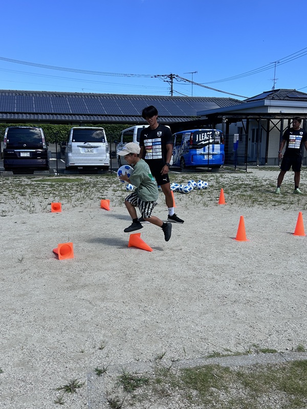 ジェイリースＦＣサッカー教室の様子