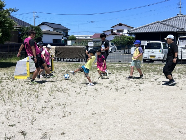 ジェイリースＦＣサッカー教室の様子